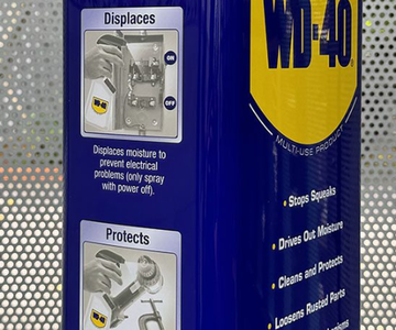 Dầu chống rỉ sét WD-40 can 4 lít