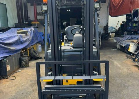 Bán Hoặc Cho Thuê Xe Nâng Dầu Komatsu 2.0 Tấn - 2/6